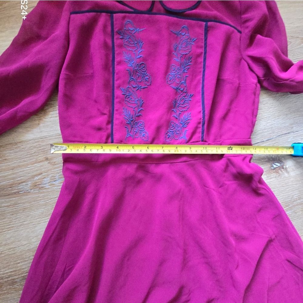 Chic Long Sleeve Burgundy Dress - Picture 4 of 10
